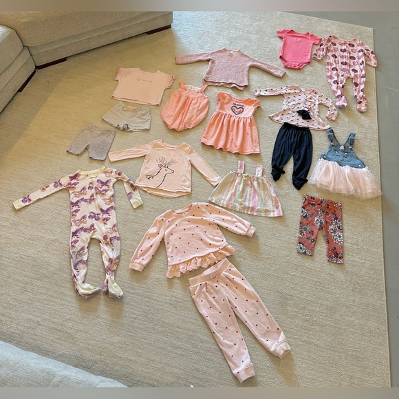 Lot of 2T designer girls clothing - bundle - matching sets - 2T - 24 months - Picture 3 of 16